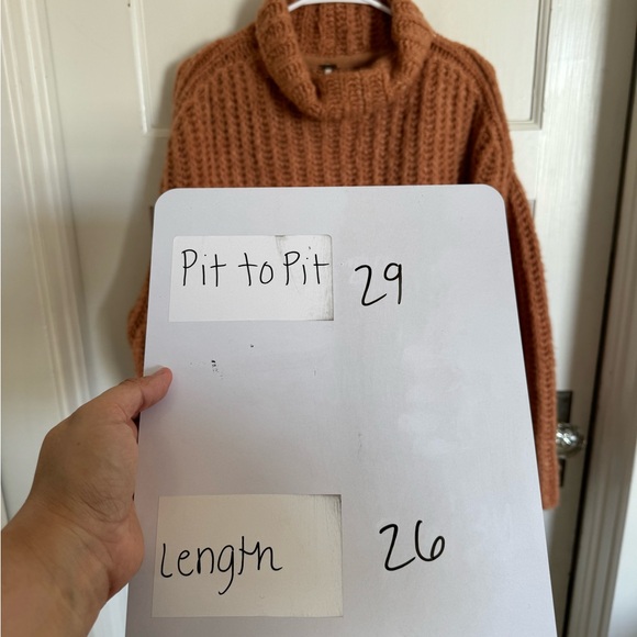 Free People Fluffy Foxy oversized sweater size medium. - Picture 8 of 8